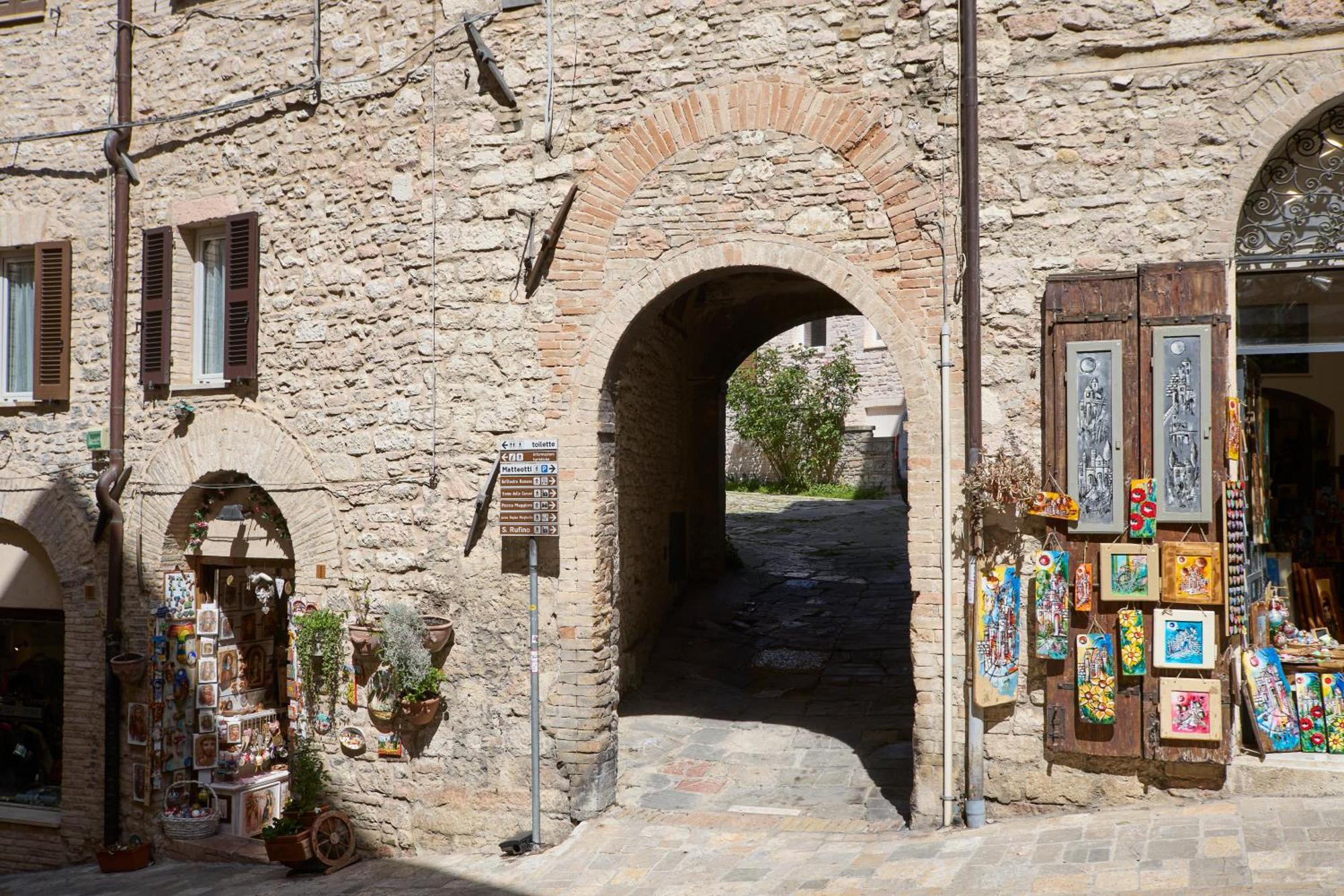 Il Cortile Di San Rufino Apartment Assisi Exterior foto